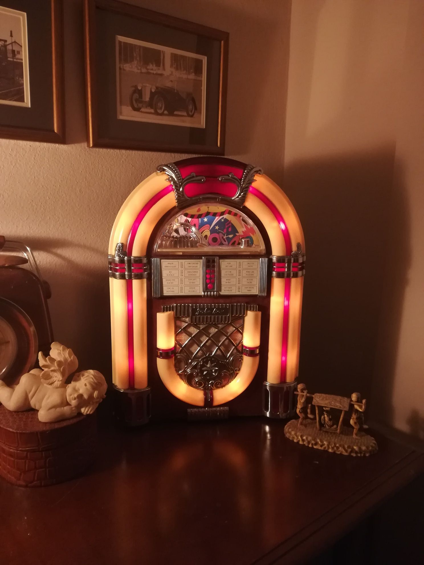 Juke box rádio k7