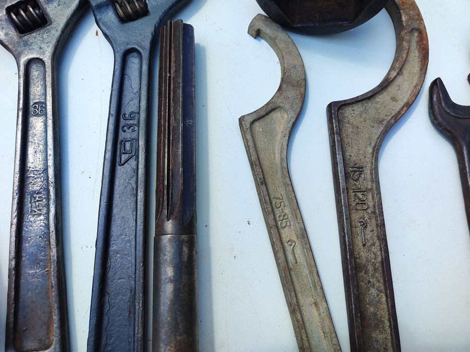 Набір ключів радянського виробництва.