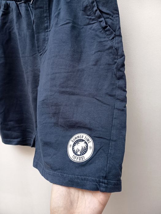 Calções Azuis Escuros de Rapaz