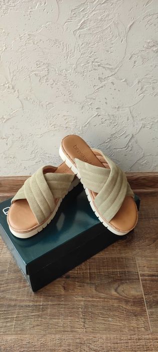 Шкіряні шльопанці сандалі Braska 24.5 см шлепанцы