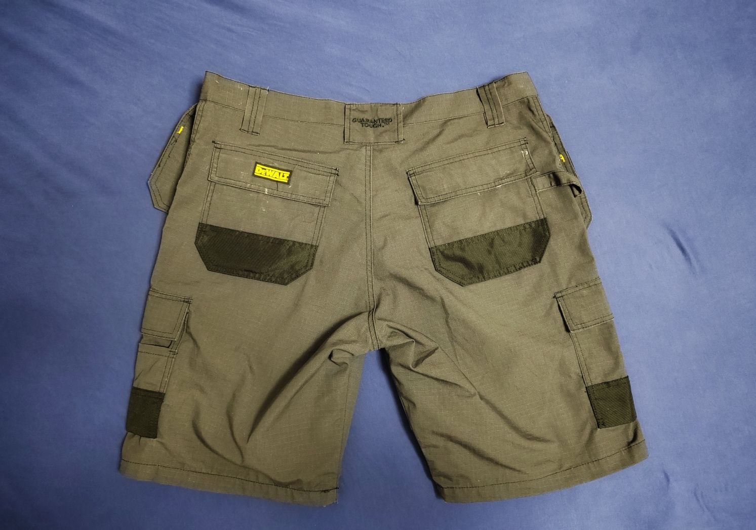 Шорты  рабочие DeWalt L - XL