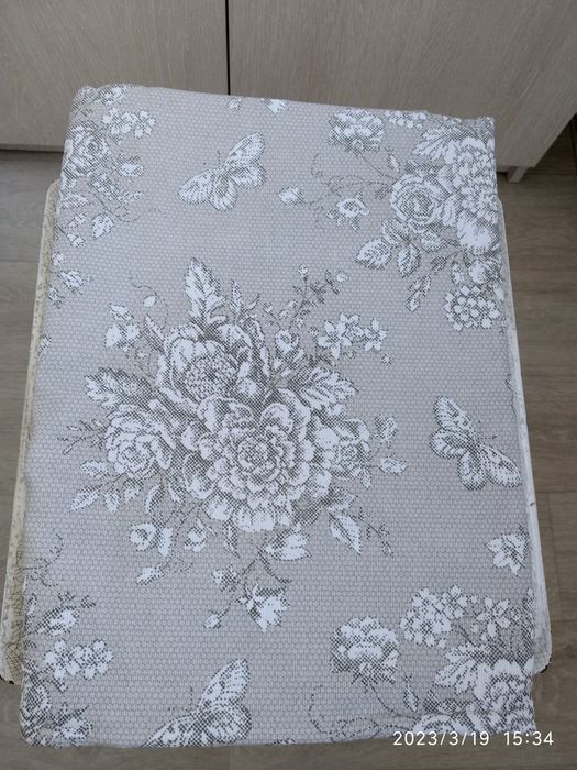 Новые льняные скатерти