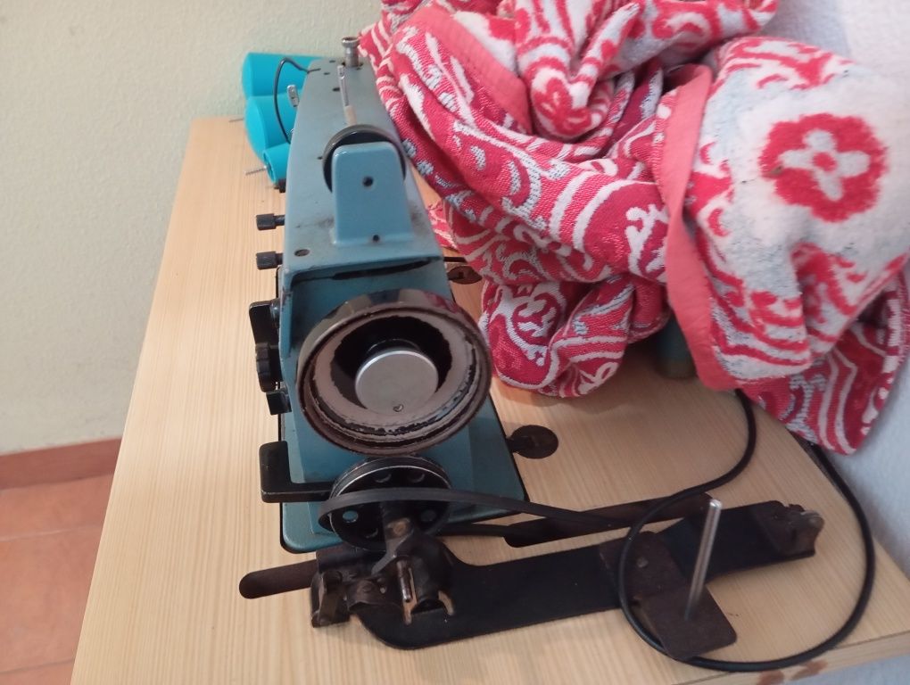 Maquina de costura
