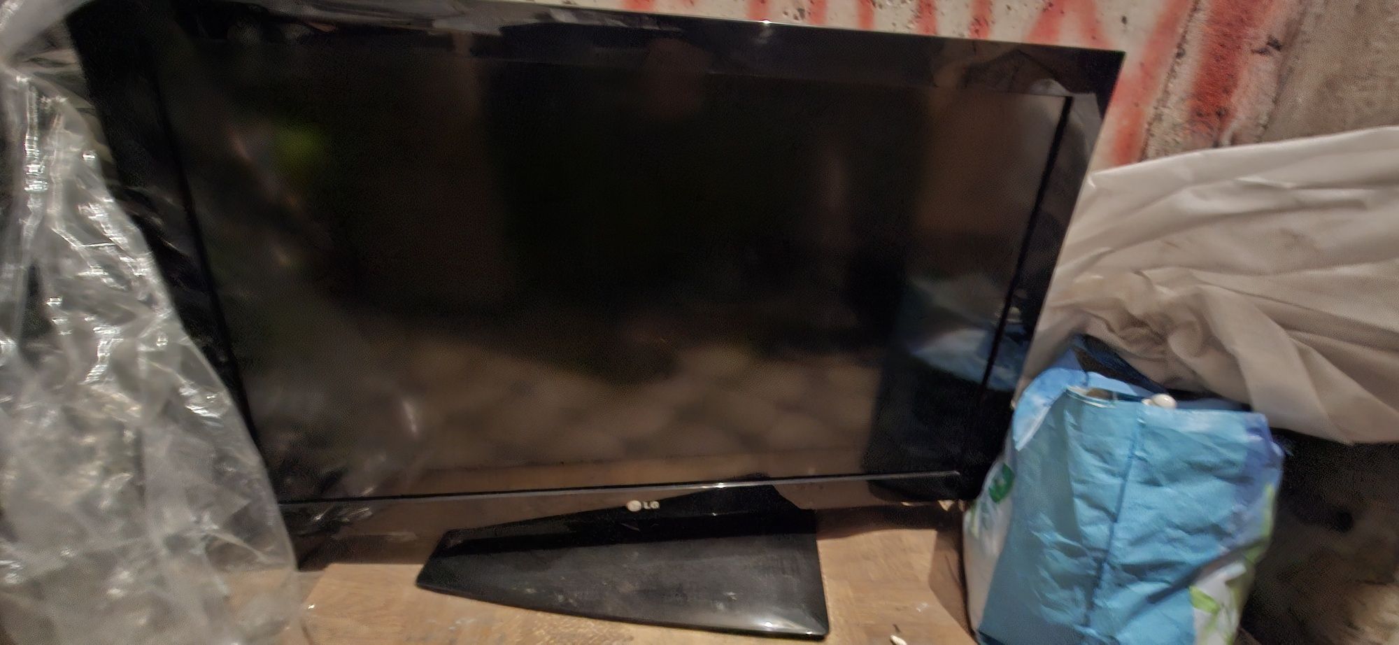 TV LG LCD ok.50 cali