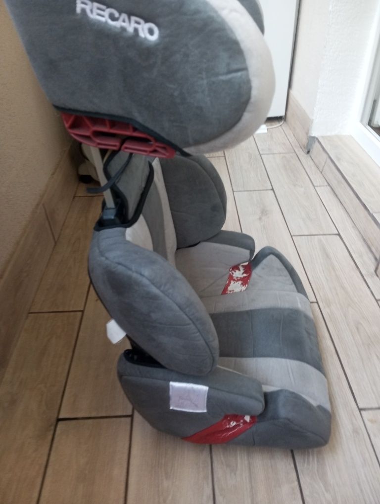 Автокрісло дитяче Recaro