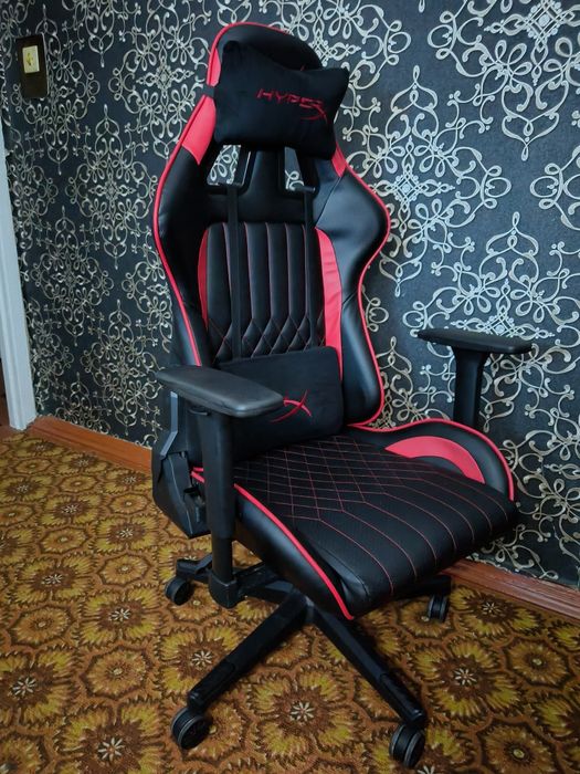 Ігрове крісло HyperX