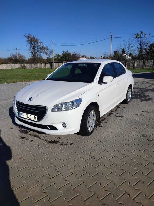 Продам пежо 301 2013р.