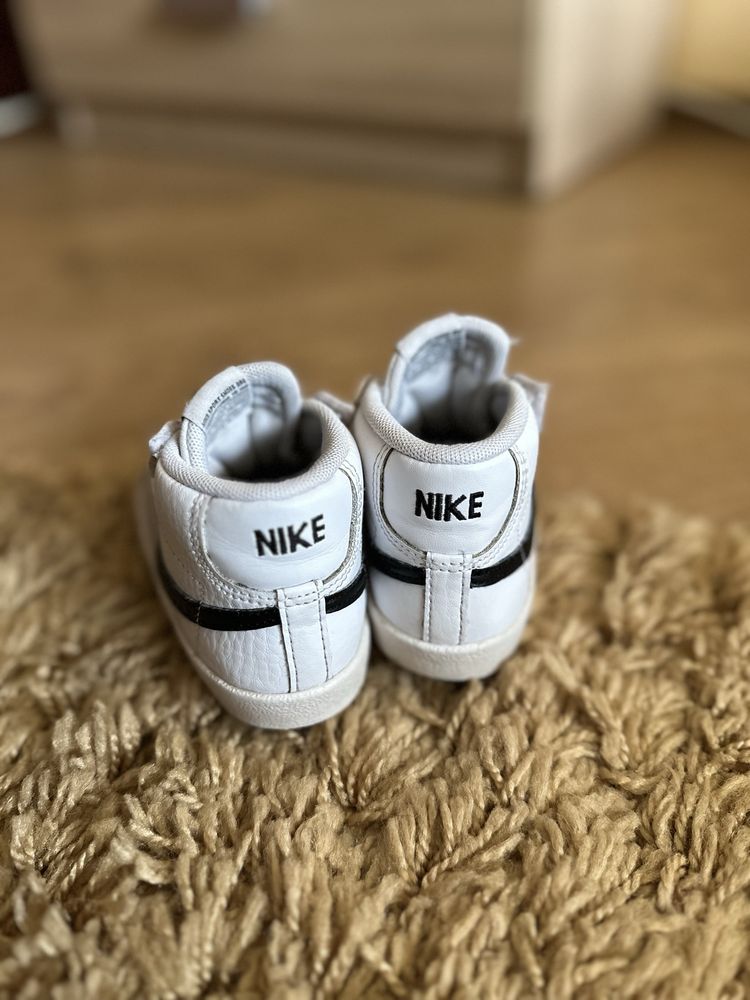 Дитячі кросівки Nike Blazer Mid