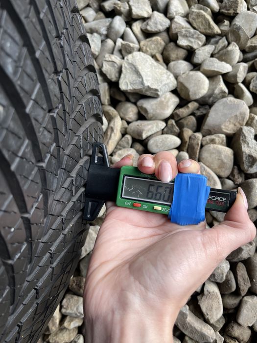245/40 R19 2 шт. Goodyear Vector 4Seasons