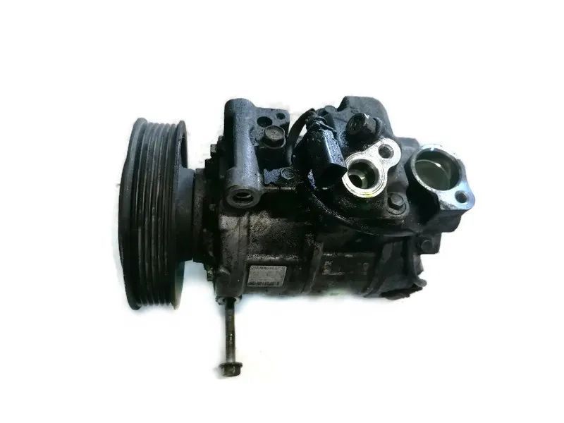 AUDI A6 C6  - SPRĘŻARKA KLIMATYZACJI 4F0260805AF