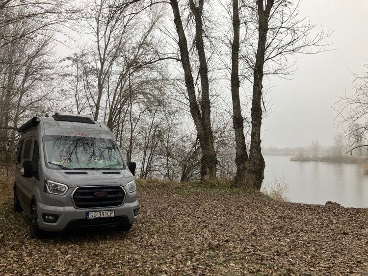 Wynajem kamper, campervan, Ford Transit LMC Innovan, Terminy Wrzesień