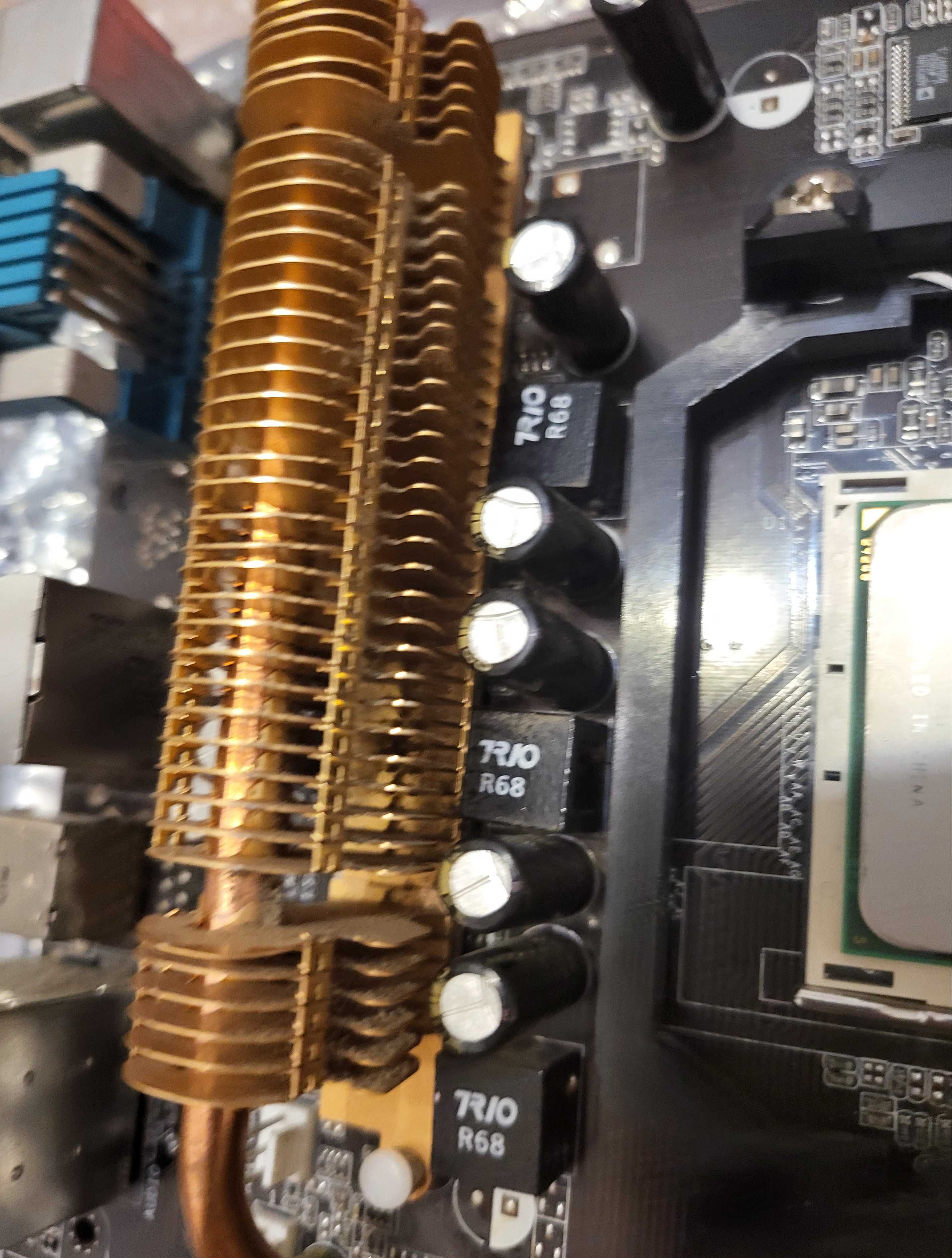 Материнська плата Asus M2N-E Сокет AM2 з процесором AMD Sempron 3200+