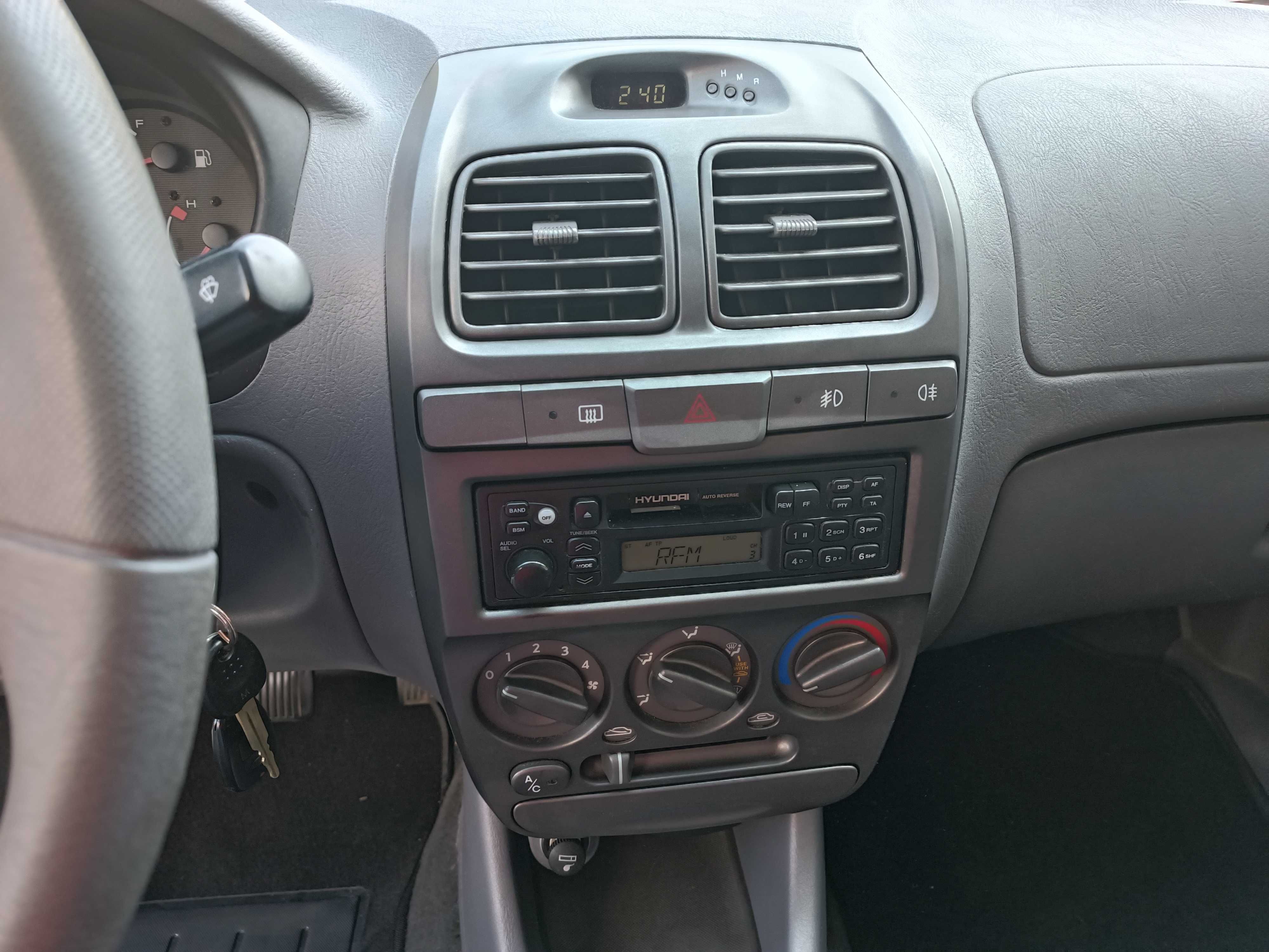 HYUNDAI ACCENT 1.3 i GLS ac , jl 1 dono