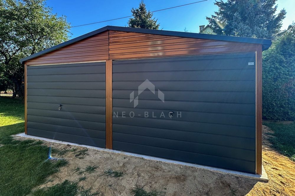 Garaż Blaszany 6X7M 2X Brama Drzwi Okno Rynny Blachodachówka Nb142