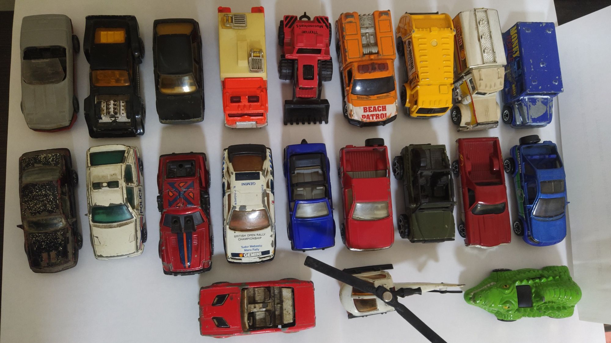 Модели машинок Matchbox