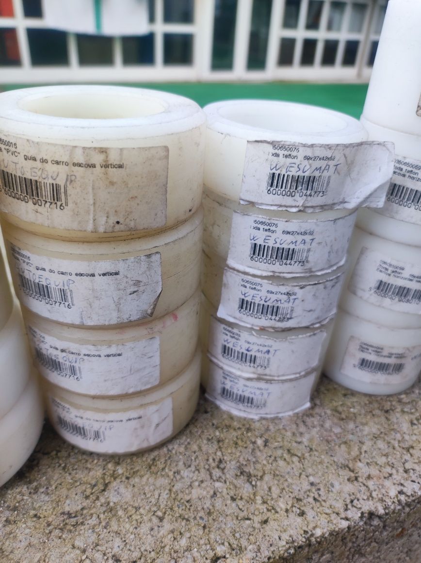 Lote de rodas e casquilhos