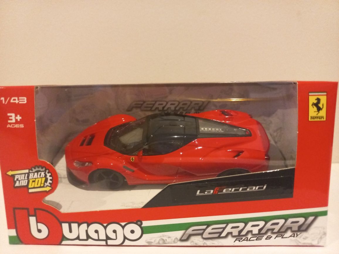 Bburago Ferrari Laferrari race&play z napędem,skala 1:43