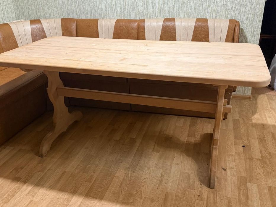 Стіл дерев'яний великий б/в, 2 шт.