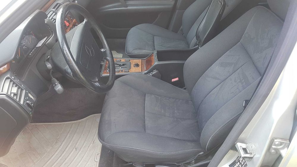 Wnętrze mercedes W210 300TDT Elegance Kombi