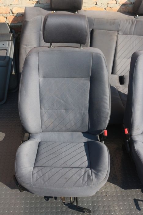 Салон Сидения Cедан Audi 100 A6 C4 91-97г