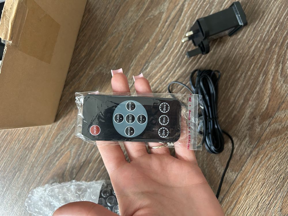 Projektor LED w kształcie płatków śniegu