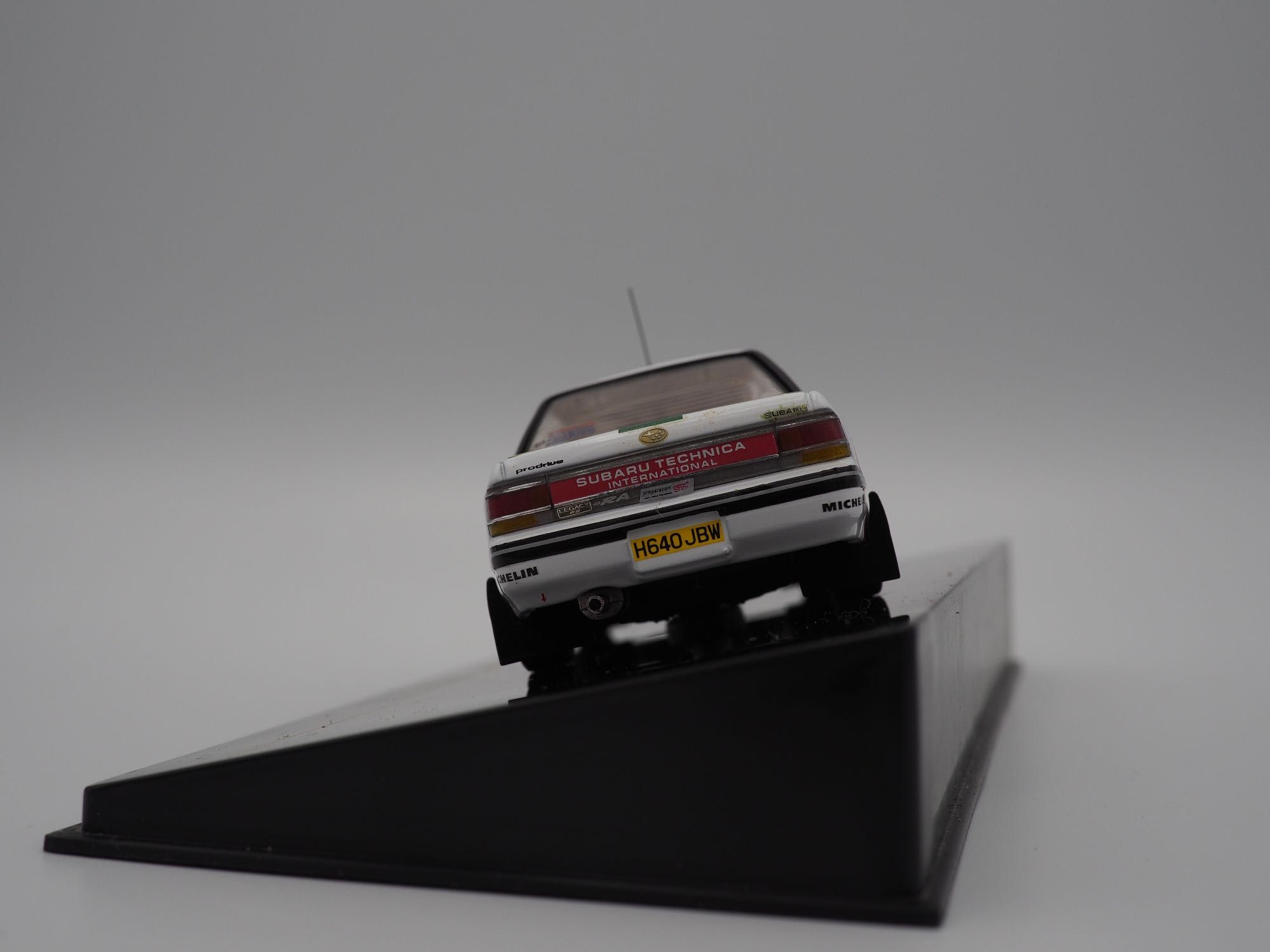 Subaru Legacy RS - F. Chatriot Tour de Corse 1991 Ixo-Models 1/43