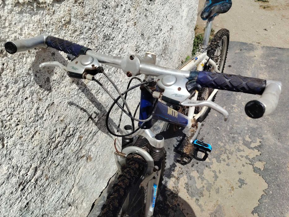 Bicicleta BTT montanha