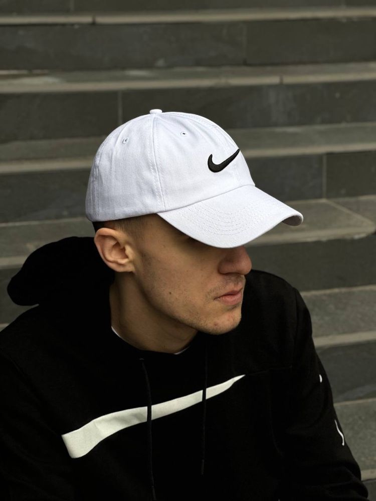 Кепка від Nike NSW