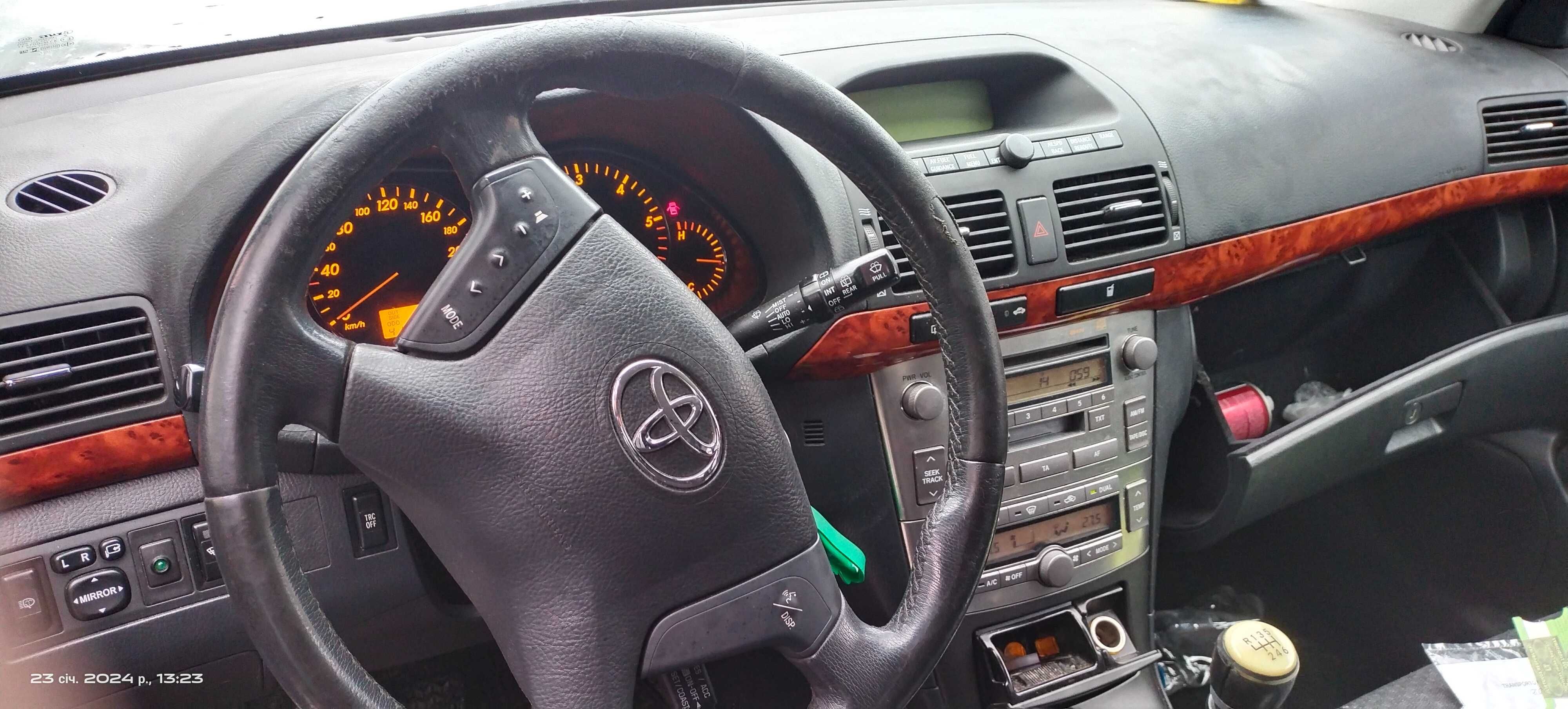 Toyota Avensis 2.2 диз