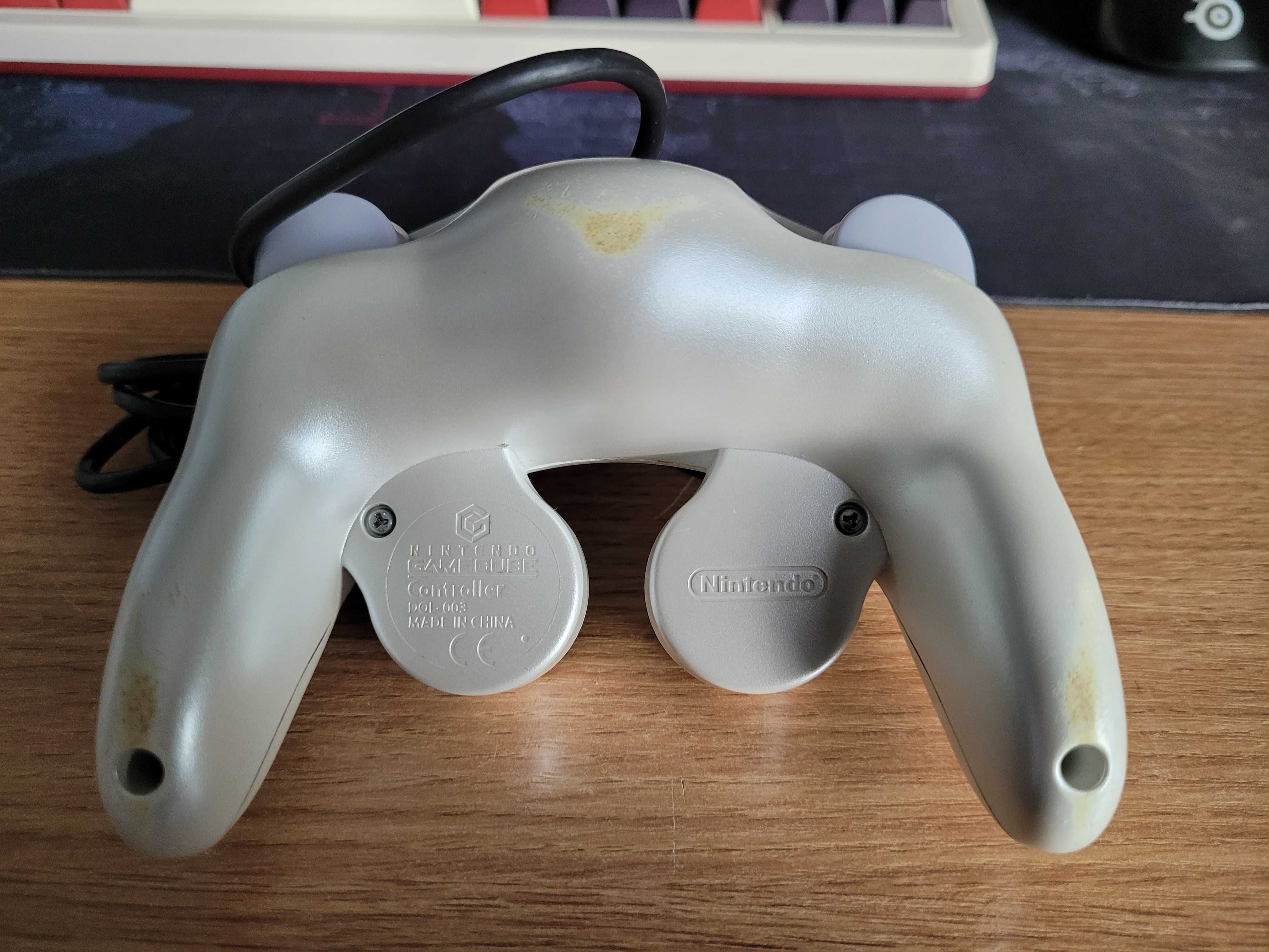 Nintendo Gamecube PAL Pearl White, pad, kable, karta pamięci