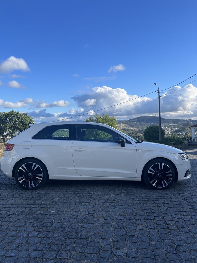 Audi A3 2.0 S-line 2014