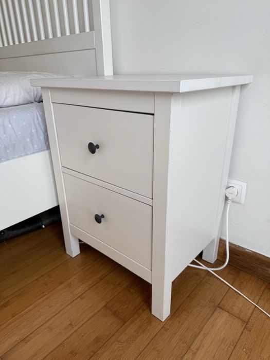 Mesa de cabeceira Hemnes IKEA