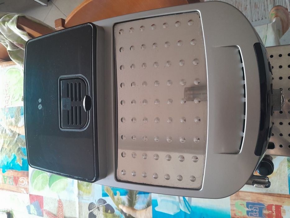 Máquina de café DELONGHI