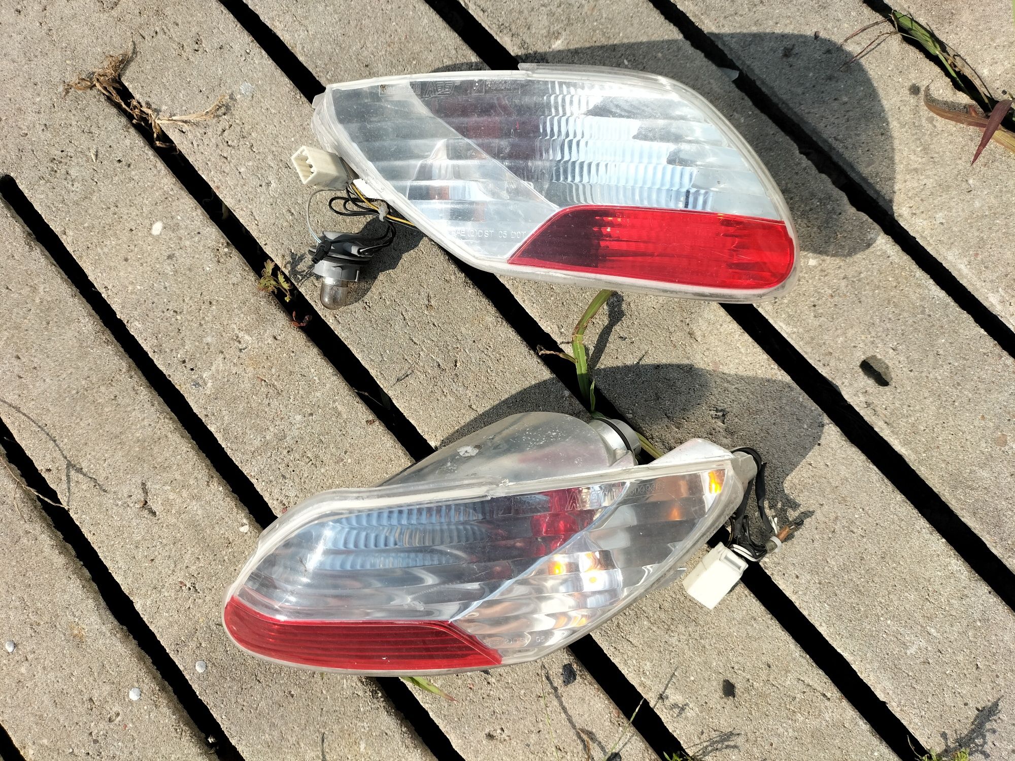 Lampy tył,tylne Piaggio MP3 400cm