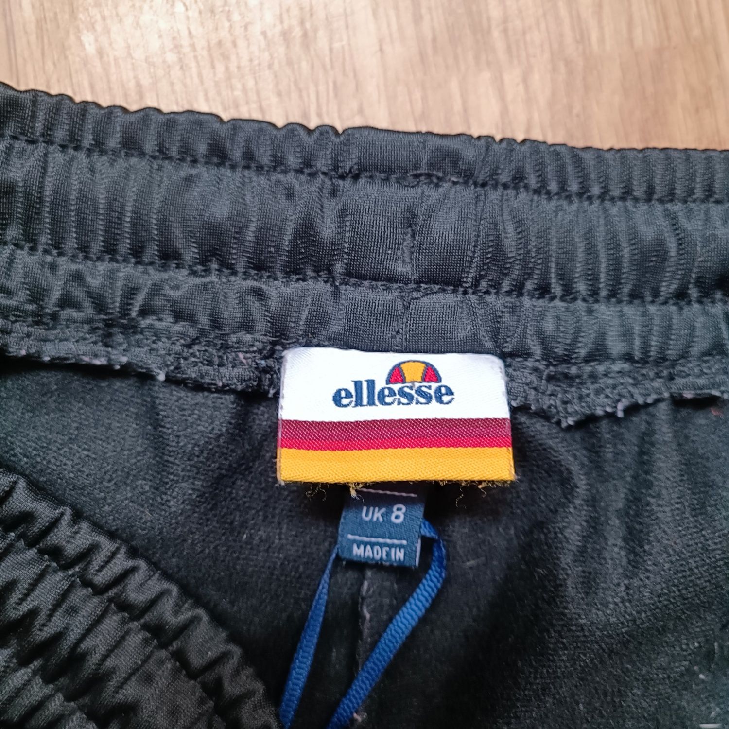 Spodenki ellesse jak nowe S