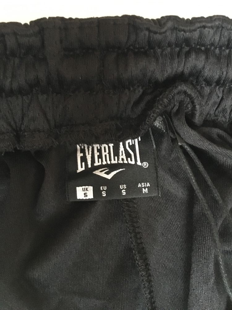 Шорти everlast