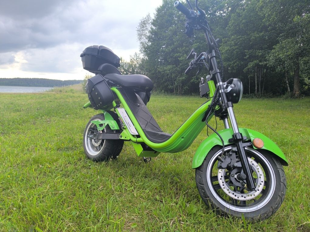 Okazja *Cena do końca wakacji* skuter elektryczny bogate wyposażenie