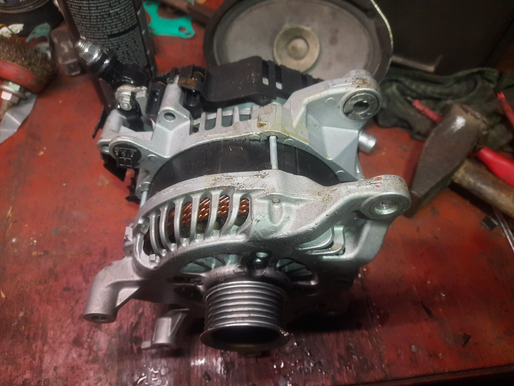 Napinacz alternatora alternator mazda cx30 2.0 benzyna