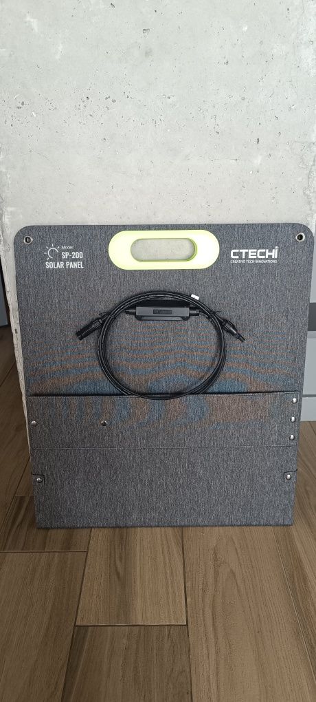 Портативная солнечная панель CTECHI SP-200 200W