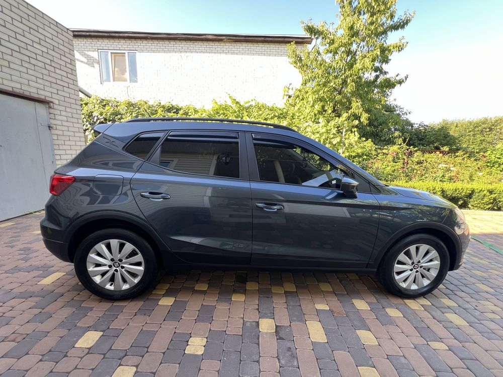 Продам Seat Arona 2021 автомат