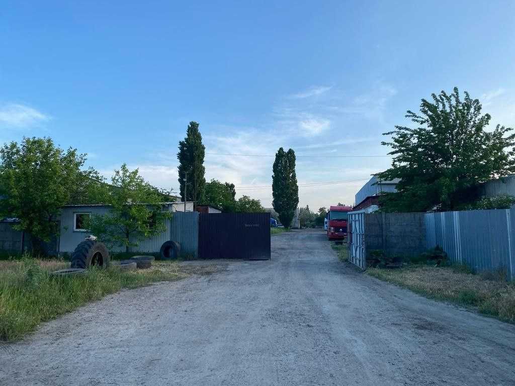 Склад. Комплекс. Виробництво. Завод