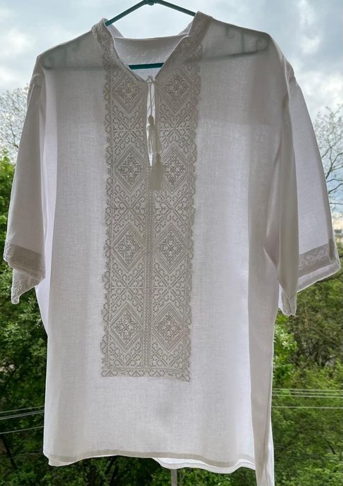 Чоловіча вишиванка, Вишита чоловіча сорочка