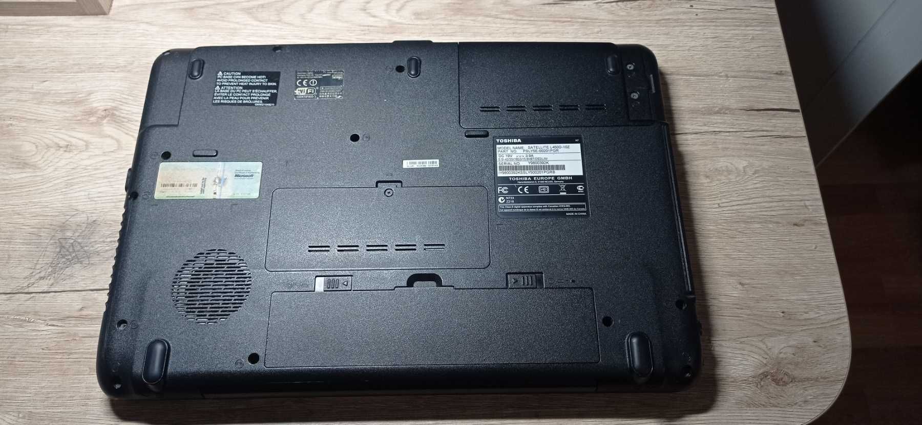 TOSHIBA Satellite L450D-10z