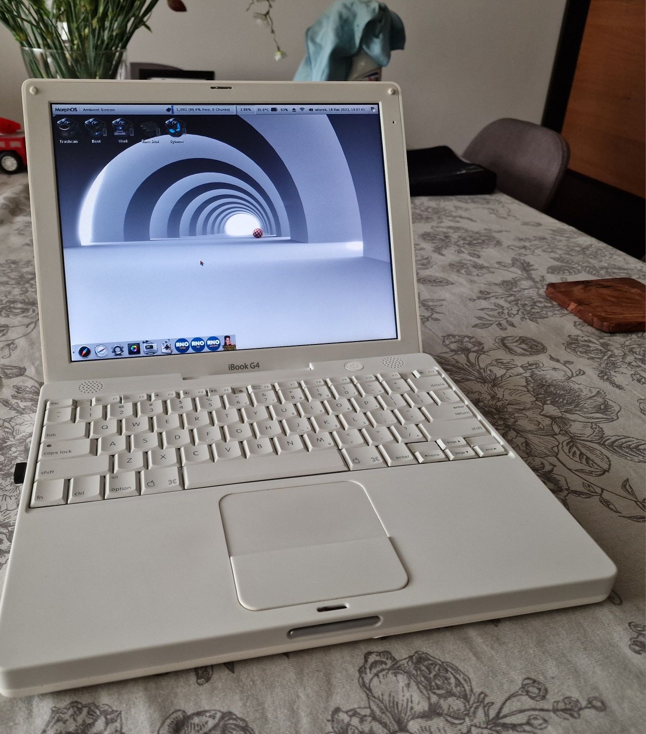 iBook G4 1,33 GHz, 1,5 GB Ram, SSD super stan