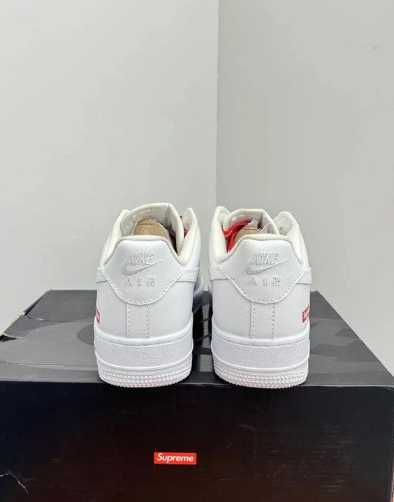 Buty-Trampk-Nike Air Force 1 Low Supreme White R.40.5