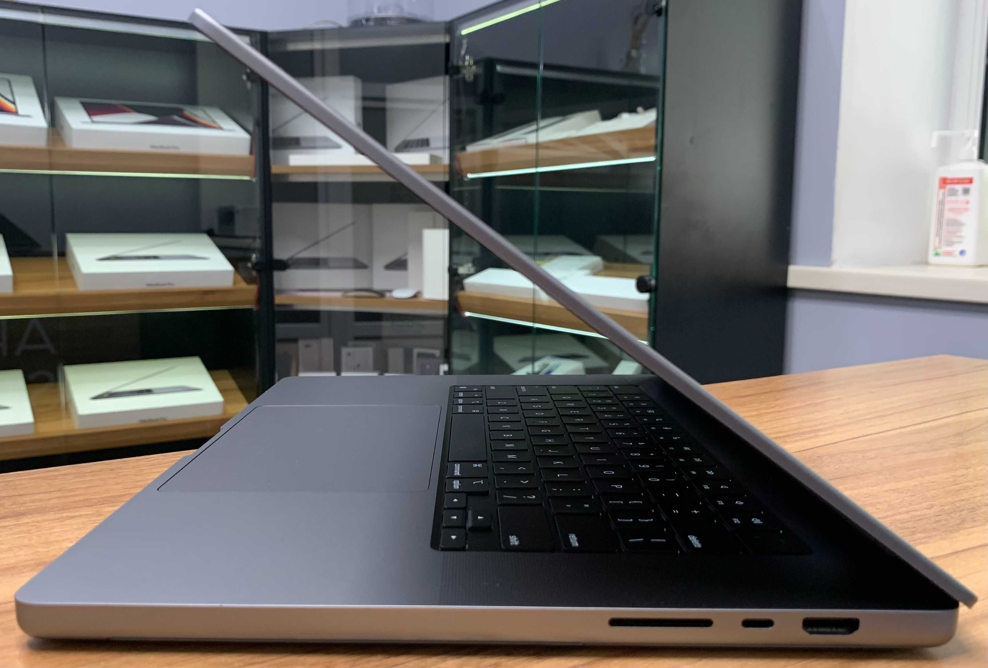 Apple MacBook Pro 16 2021 M1 Pro 16GB 512GB | Гарантія 12 мі