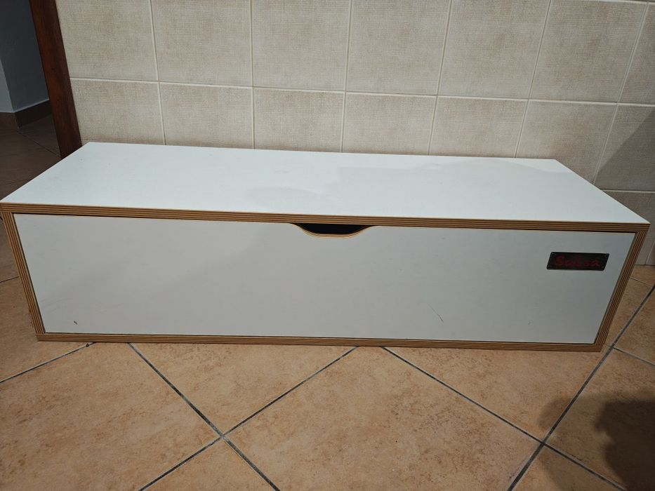 Gaveta/móvel de apoio