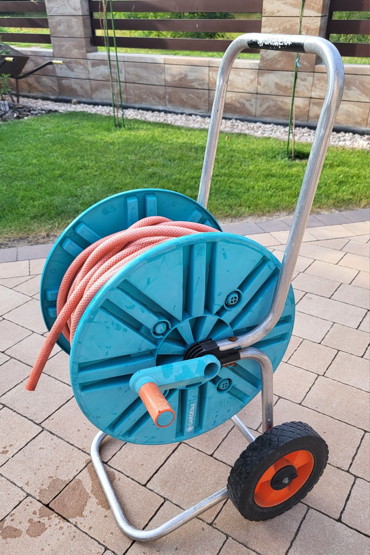 Zwijacz wózek Gardena z wężem 30m