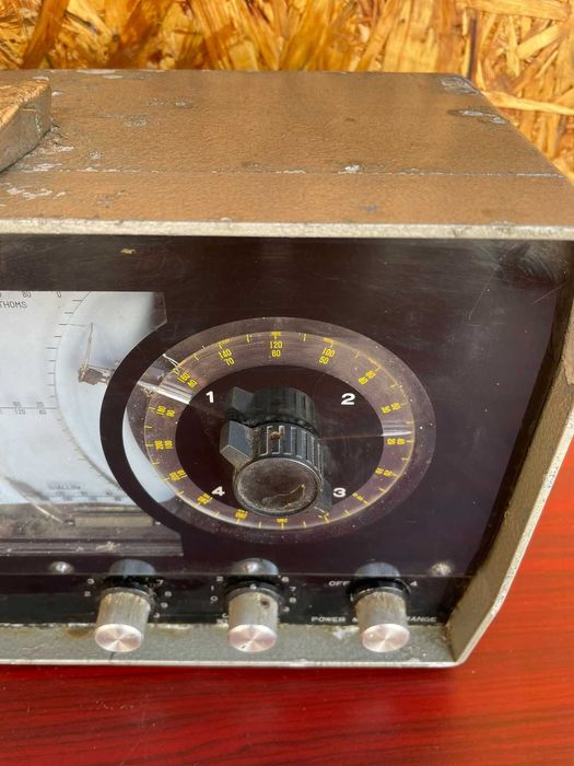 Sonda de pesca analógica antiga