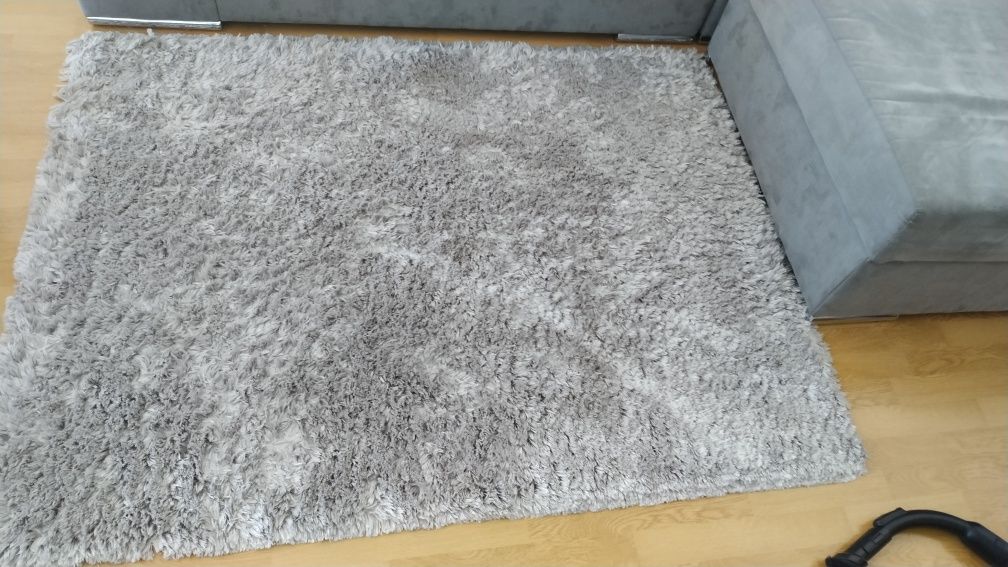 Carpete de qualidade premium cinzenta com pêlo extra longo